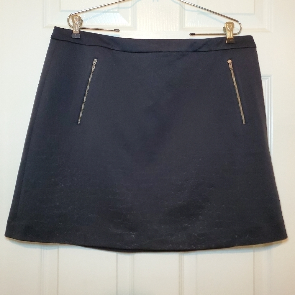 Halogen Laser Cut Pencil Mini Black Skirt Front Zip Pockets Size 16